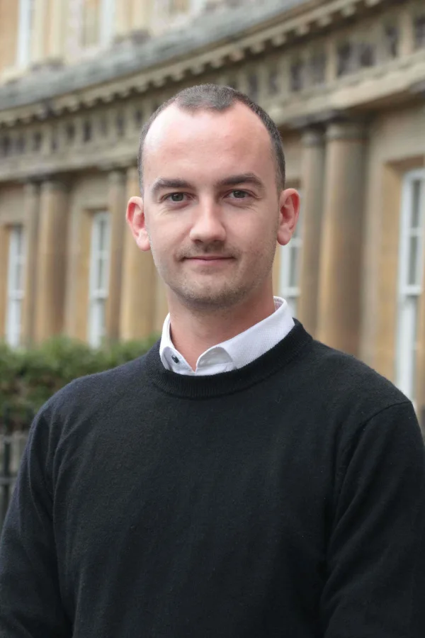 Niall Kindersley - Smile Designer